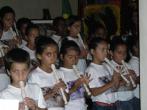 Dětský flétnový soubor Orquestra de Flauta Doce das Criancas zahrál na vernisáži