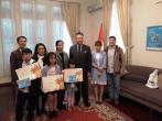 Oceněné děti z Vietnamu - předávání cen MDVV 2017 - Vietnam, ZÚ Hanoi