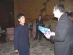 Überreichnung von Preisen der IBKA Lidice 2009 in der KDVR, Phjongjang